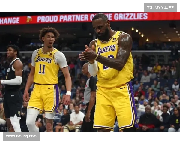 湖人詹姆斯拉塞尔合砍52分，浓眉伤停战绩下滑